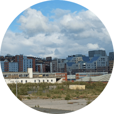 An abandoned brownfield site on the outskirts of Leeds city centre, an area seeing massive redevelopment over recent years.