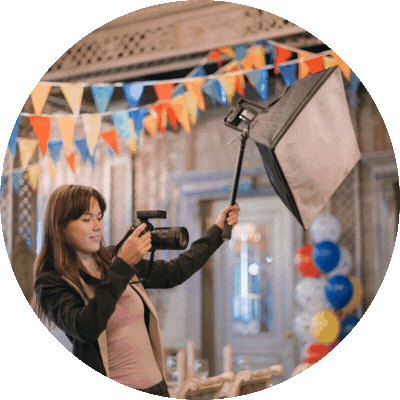 Photographer, Graphic Designer and Baker.